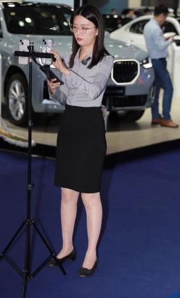 2306-2235=107√宝马肉丝主播