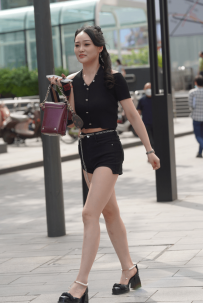 2210-706=热裤-69P/0.74GB