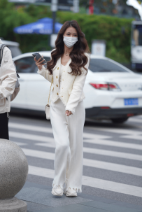 2210-658=白色休闲裤-83P/1.15GB