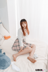 【Limerence】令人驚艷的JK美少女 Angel 裸足 首發！164P+15min影片