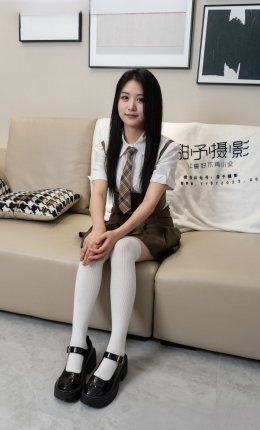 【甜予摄影】150期：澜澜-皮鞋、大腿袜、小腿袜、波点白丝袜