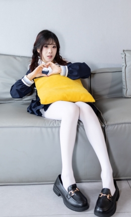 【丝恋摄影】001期：小梦-JK学院风连衣短裙、白色丝袜、黑色皮鞋