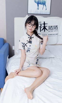 【袜啵啵】505期：甜甜圈-低跟鞋、油亮肉丝（脚尖透明款）、旗袍