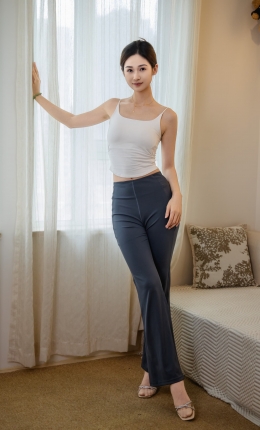 【足愉心摄影】第54期：模特沐晴（搭配：白色吊带、黑色长裤、肉色丝袜、高跟鞋）