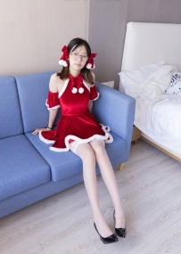 [袜啵啵] 043期：小甜豆-圣诞服 平底鞋 高跟鞋 白色渔网袜 [180P/1V/8.73G]