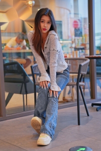 【织梦摄影】人潮拥挤—眼里温馨已通电（完整版）