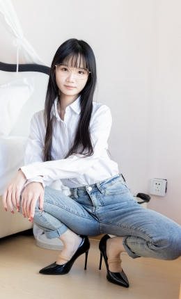 【袜啵啵】559期：甜甜圈-高跟鞋、短肉丝（脚尖加固款）、垫脚半蹲半脱袜子剧情