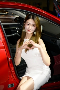 2204_160=展会图 现代展台的女神们  75p