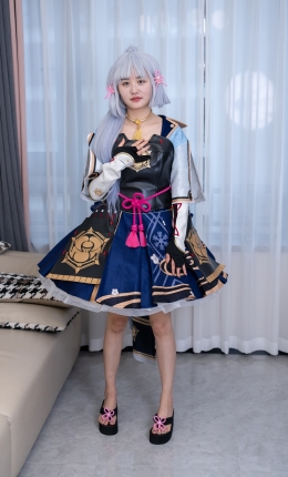 【甜予摄影】141期：澜澜-cos服人字拖、白丝、裸足、挠脚心剧情