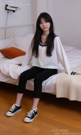 【甜予摄影】223期：璇璇-白棉袜、帆布鞋、抖腿剧情