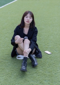 [袜啵啵] 010期：小甜豆-马丁靴.白色短棉袜.裸足 [117P/1V/3.37G]