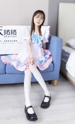 【袜啵啵】734期：稚予-两双皮鞋、厚白丝、女仆装