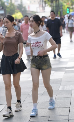 2306-2065=71√热裤小妹