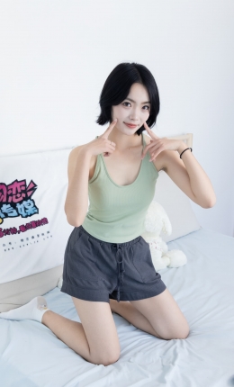 【物恋传媒】2572期：小爱-板鞋、白棉袜、裸足