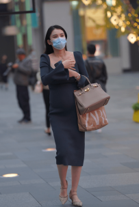 2210-1127=74P/0.92GB。