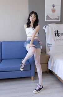 [袜啵啵] 231期：小甜豆-板鞋 白色雷丝袜 可拆卸牛仔裤 [154P/1V/6.94G]