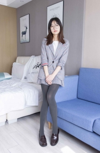 [袜啵啵] 210期：小甜豆-皮鞋 厚灰丝 ol装 [140P/1V/5.63GB]