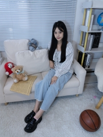 [甜予摄影] 028期：胡桃-皮鞋、白棉袜、裸足