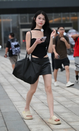 2306-2342=55√白嫩美腿小姐姐