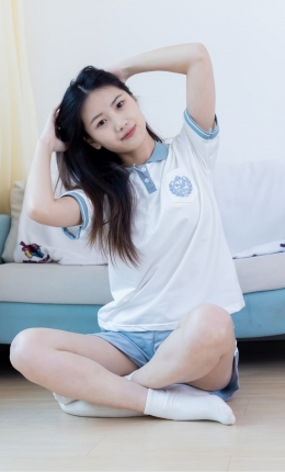 【物恋摄影】2227期：铃铛-板鞋、白棉袜、裸足