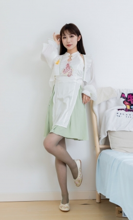 【物恋摄影】2323期：泡泡-汉服、平底鞋、过膝丝袜