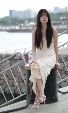 2306-1060=96√俩闺蜜，喜欢哪个？