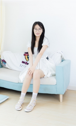 【物恋】2171期：菜菜-凉鞋、短白丝、肉丝（脚尖透明款）、老头乐挠脚剧情