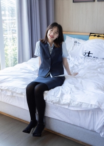 [袜啵啵] 038期：小甜豆-建行行服 高跟鞋 厚嘿丝 [131P/1V/6.37G]