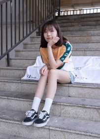 [袜啵啵] 069期：小甜豆-vans板鞋 白棉袜 肉丝 [148P/1V/7.95G]