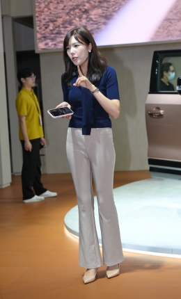2306-2938=108√韵味轻淑女-紧身裤主播