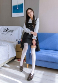 [袜啵啵] 177期：稚予-皮鞋、厚白丝 [140P/1V/5.5GB]