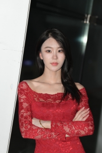 JP2306-291=美丽动人蜜桃臀长腿美女-88P/2.25GB.