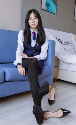 【袜啵啵】620期：小甜豆-高跟鞋、厚黑丝、银行制服、本期特写偏多