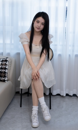 【甜予摄影】137期：澜澜-板鞋、白棉袜、薄肉丝（脚尖加固款）