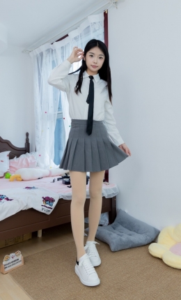 【物恋传媒】2614期：青提-板鞋、厚肉丝（图片+视频）