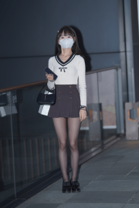 2210-624=可爱黑SI小姐姐-246P/3.93GB