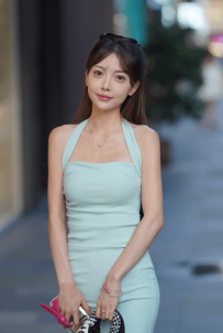 2306-319=世上竟真有如此美的女子-176P/2.20GB.