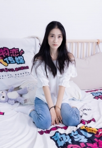 【物恋】2079期：果汁-两双平底鞋、白棉袜、裸足（红色指甲油）