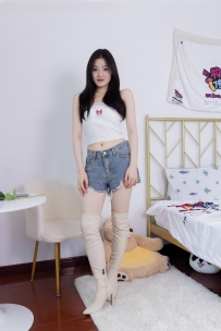 【物恋】2145期：青柠-长靴、白棉袜、裸足