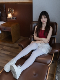 【甜予摄影】089期：璇璇-板鞋、厚白丝