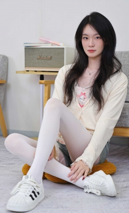 【绮梦摄影】394期：小艺  [无印珍藏版]