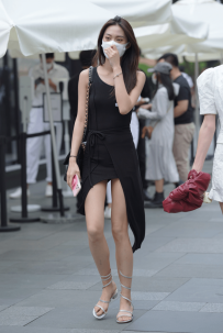 2210-1130=116P+视频/1.60GB。