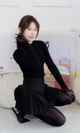 【袜啵啵】668期：香菜-平底鞋、厚黑丝五指袜、黑丝手套