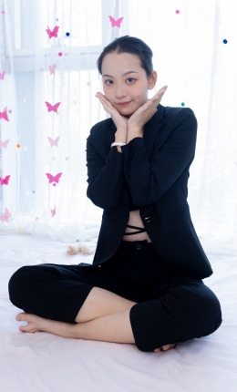 【物恋传媒】2770期：小泽-高跟鞋、短肉丝（脚尖加固款）、ol制服