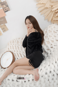 【Limerence】素人 寶寶 極品美足滿腳乳液 ASMR 141p+19min 4K