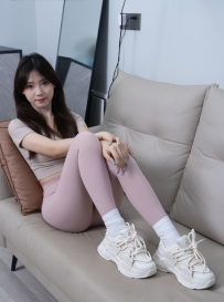 [甜予] 053期：璇璇-瑜伽裤、运动鞋、白棉袜、裸足