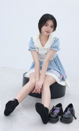 【子梦映画】第302期-笑笑-汗脚洛丽塔（无水印完整版）