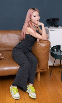 【甜予摄影】243期：思思-板鞋、白棉袜、裸足