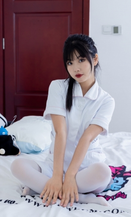 【物恋摄影】2347期：米米-板鞋、自然穿脏厚白丝、护士服