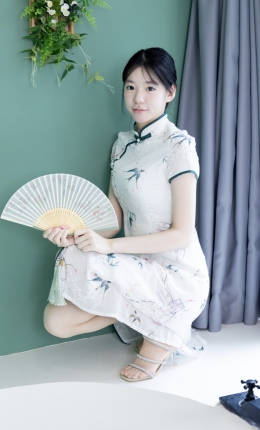 【物恋传媒】2886期：晚舟-三双高跟凉鞋、薄肉丝（脚尖透明款）、裸足